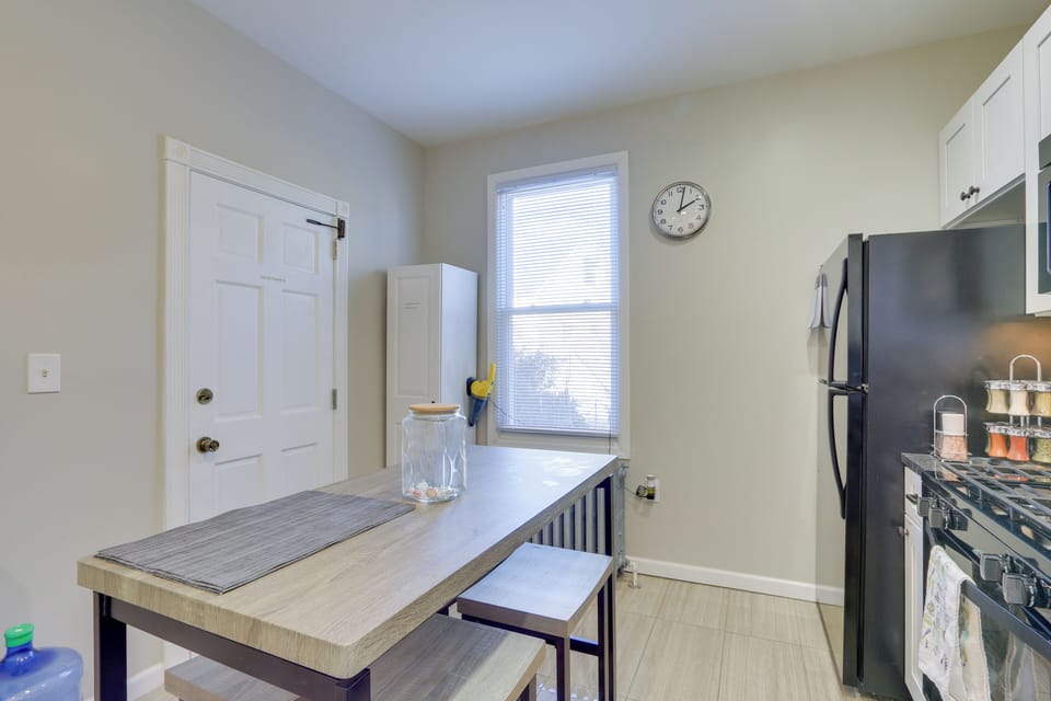 Dining Table | Dishware & Flatware Provided
