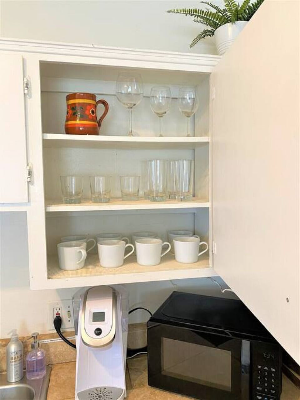 Kitchen glassware.