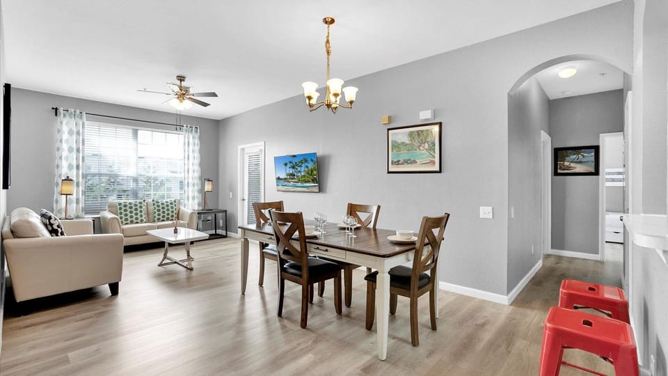 Dining Room (Angle 2)