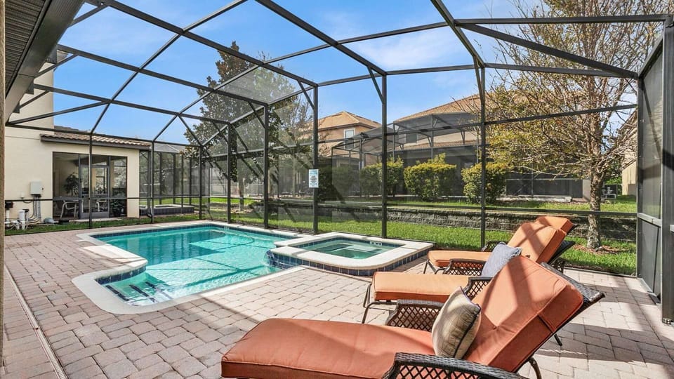Pool Deck (Angle)