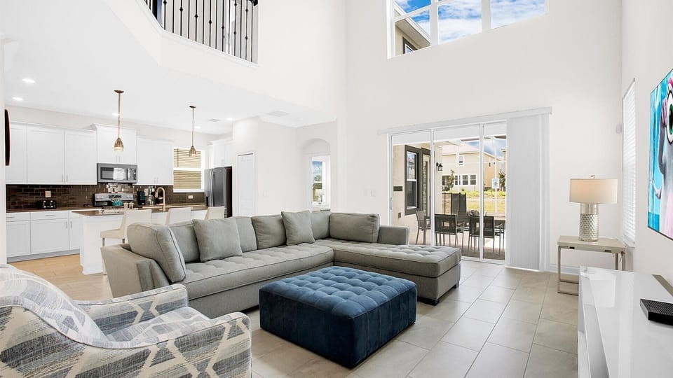 Living Room (Angle 2)
