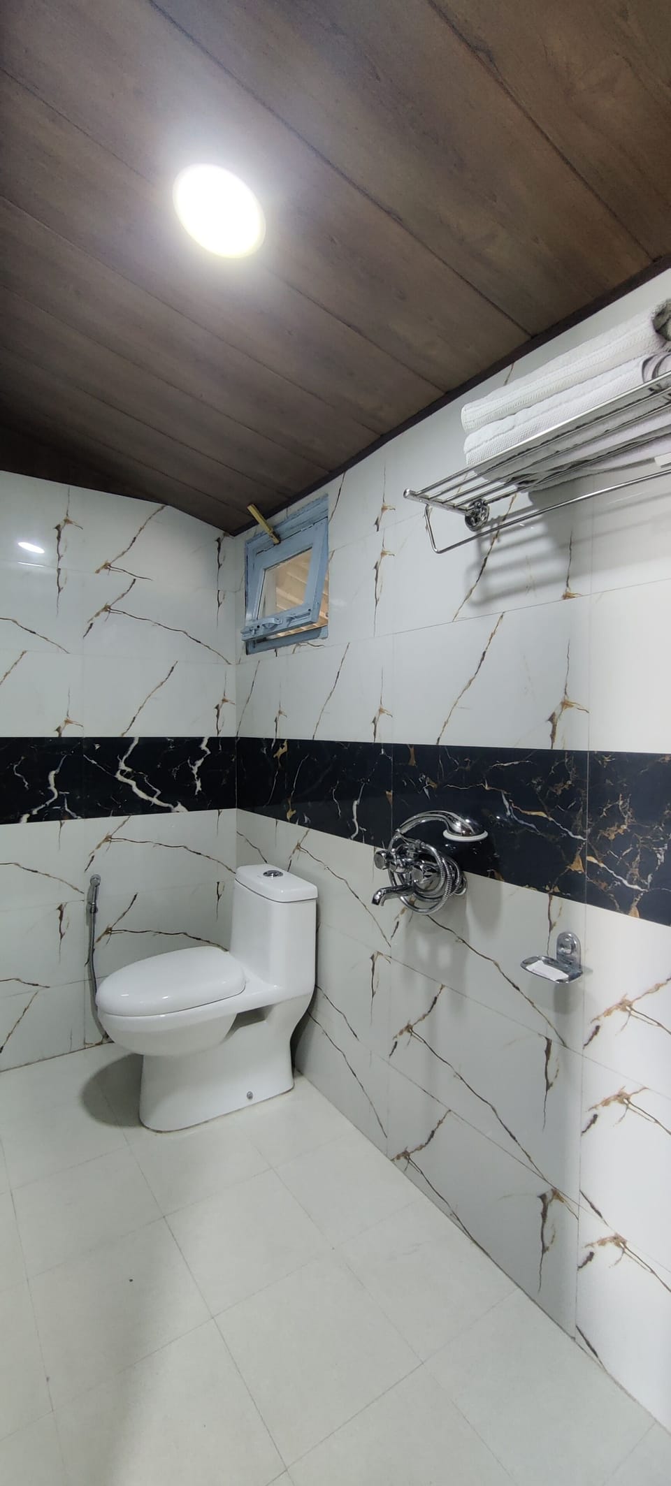 Saiva Hill Resort Hotel in Uttarakhand