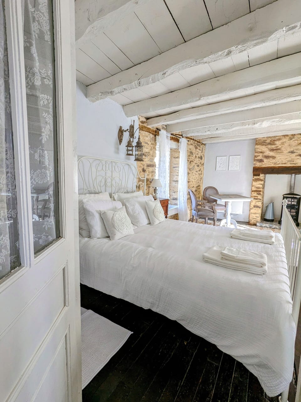 Superior Room | Free WiFi, bed sheets
