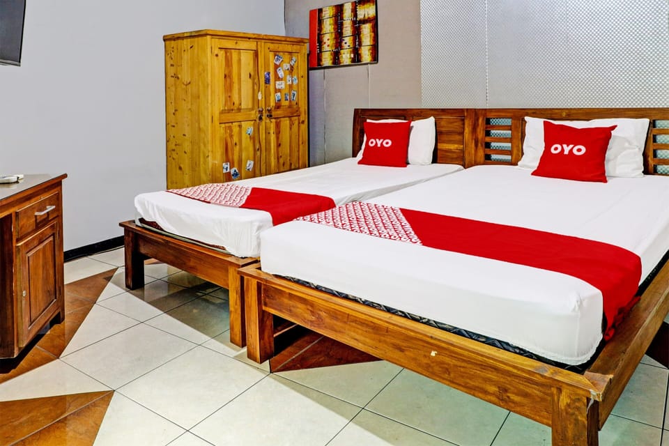 Deluxe Twin Room | Free WiFi, bed sheets