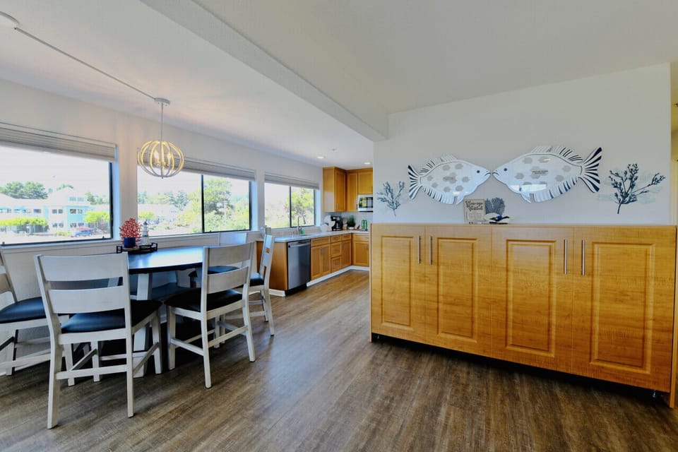 Open and spacious living area.