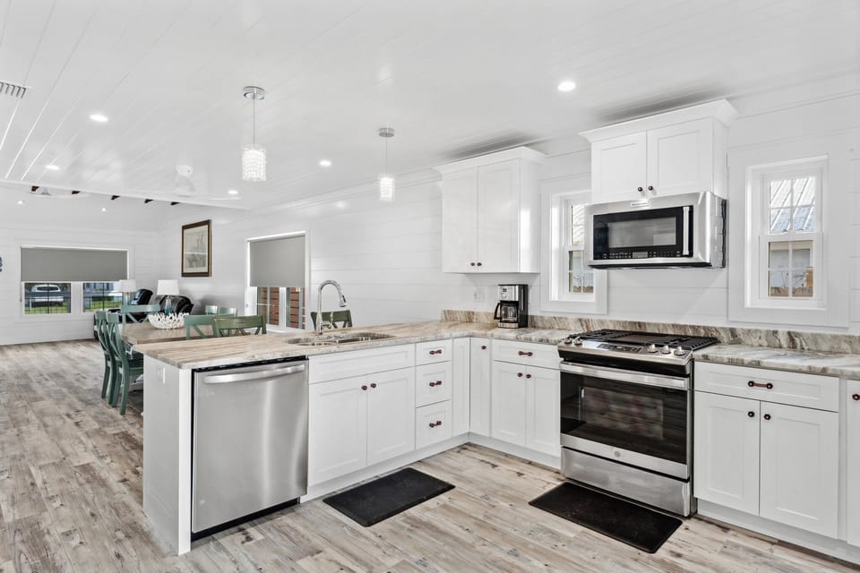 Gourmet Kitchen