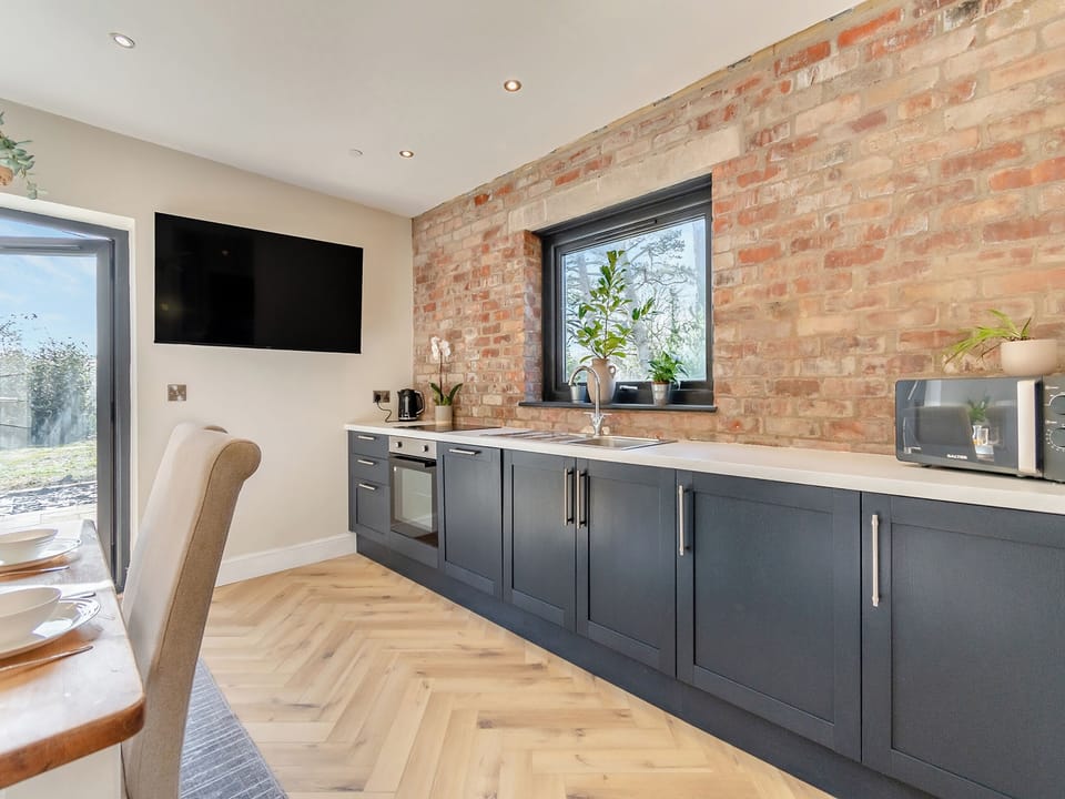 Open plan living space | Bwythyn Cudd, Goodwick, near Fishguard