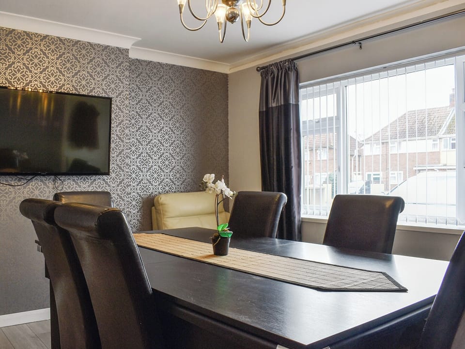 Dining Area | Baywell House, Poole