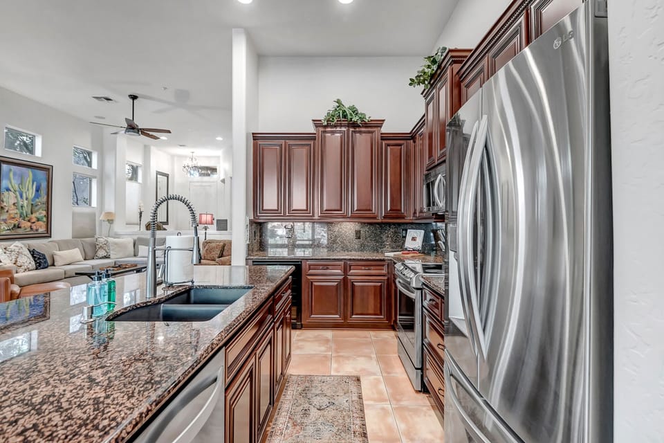 Fully Equipped Kitchen with Stainless Steel Appliances