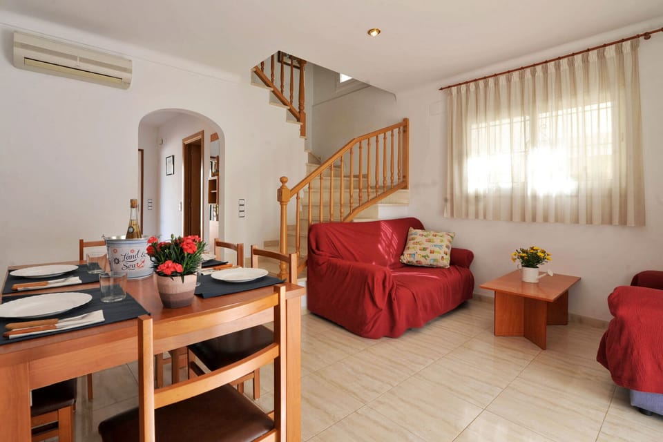 holidays in l'escala