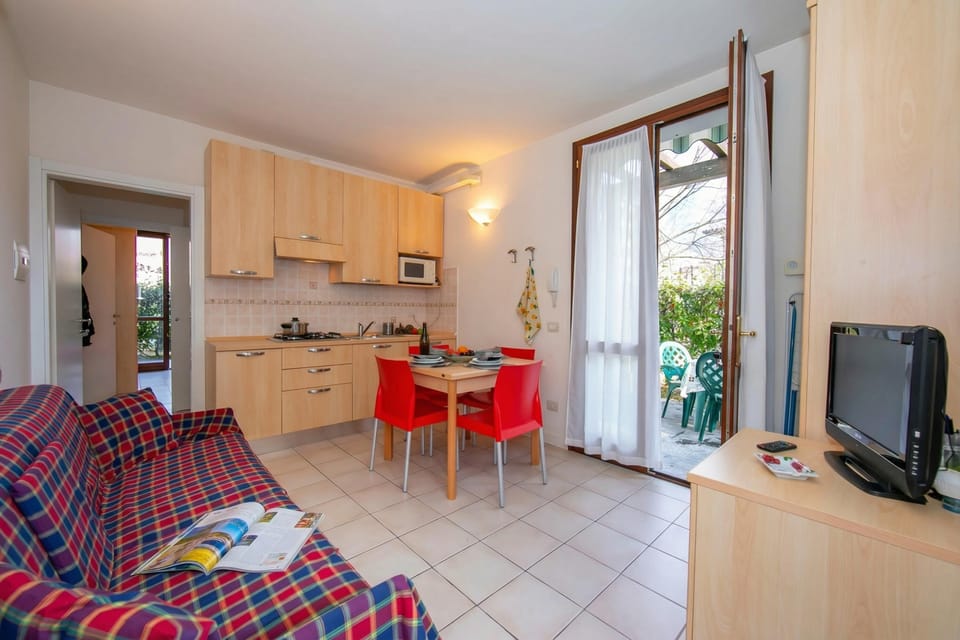 Living and dining room