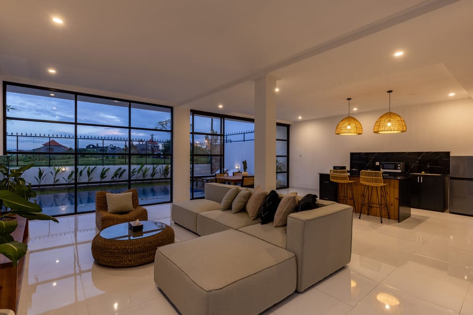 Deluxe Villa, 2 Bedrooms | Living room | 50-inch Smart TV with digital channels, TV