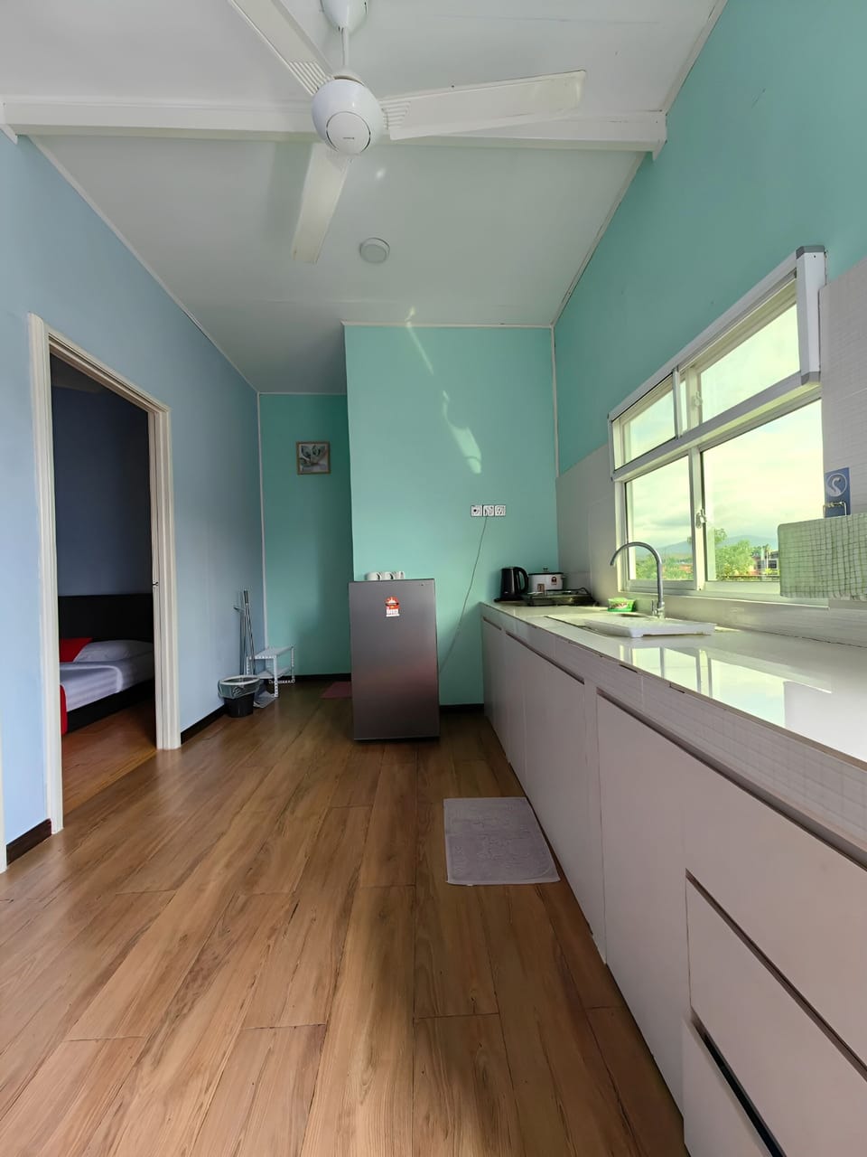 Deluxe Room, 2 Queen Beds | Private kitchenette