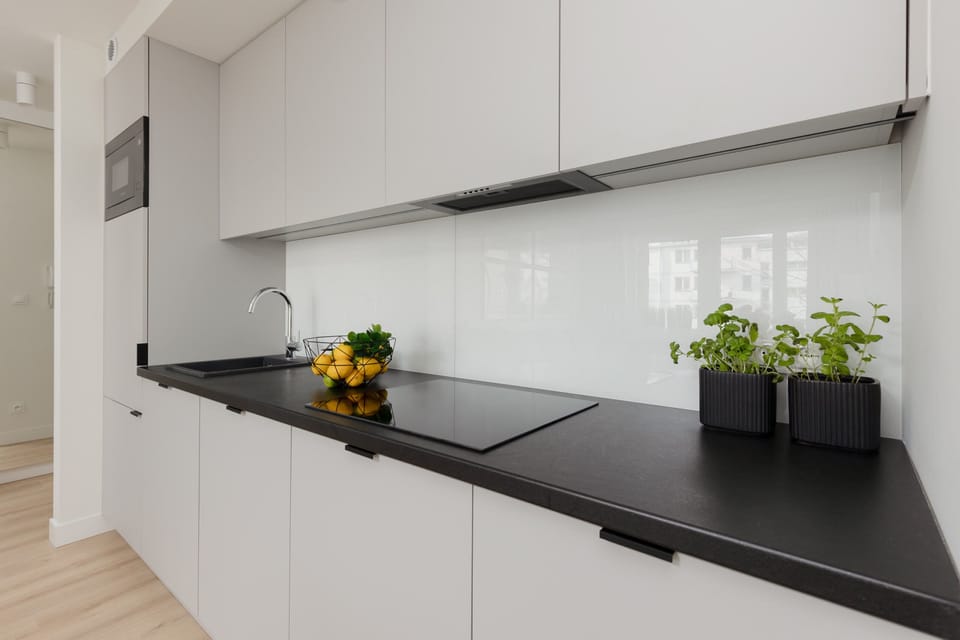 Modern, fully equipped kitchenette. 
