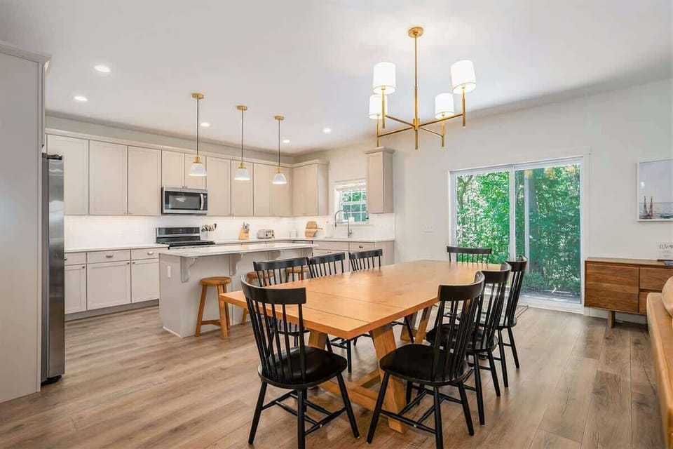 Indulge in Culinary Delights with Loved Ones Around Retreat on Preserve`s Dining Table