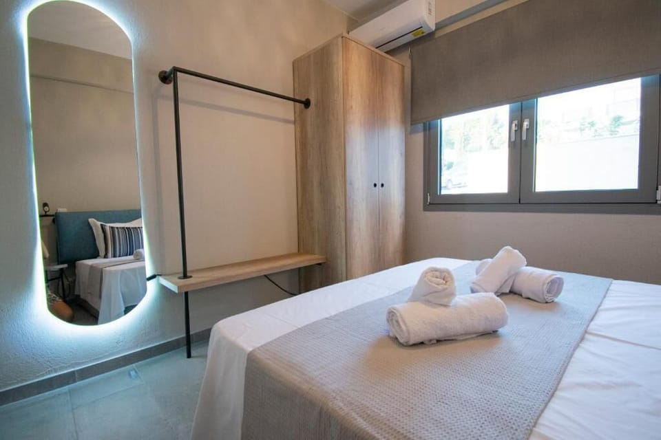 Family Suite | Premium bedding, laptop workspace, blackout drapes, soundproofing