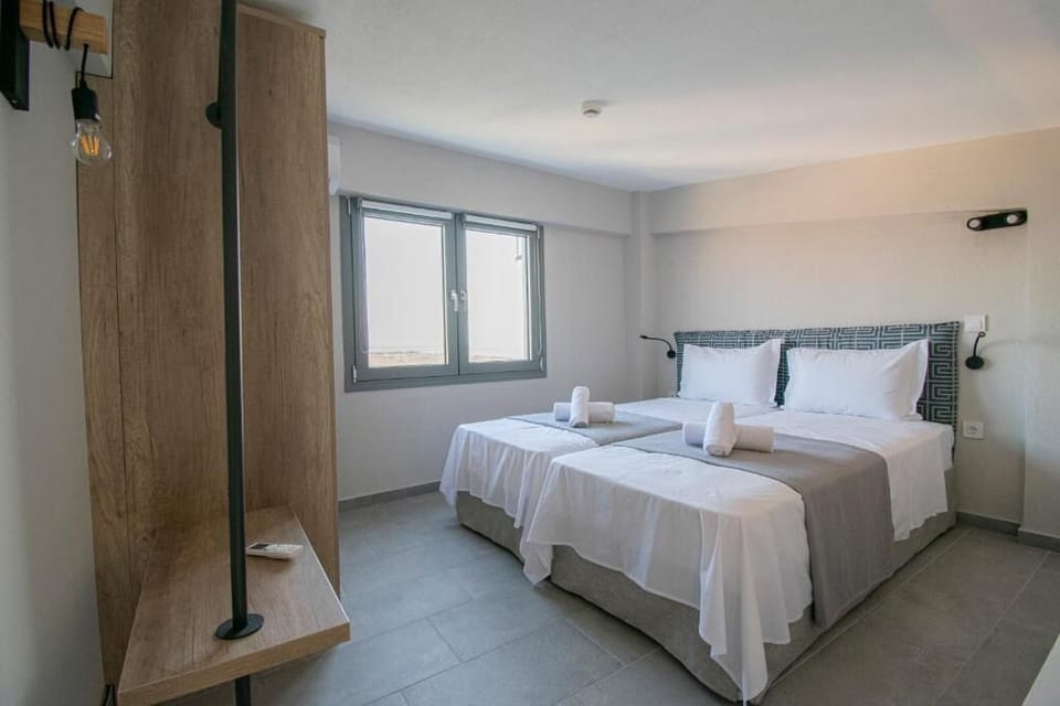 Family Suite | Premium bedding, laptop workspace, blackout drapes, soundproofing