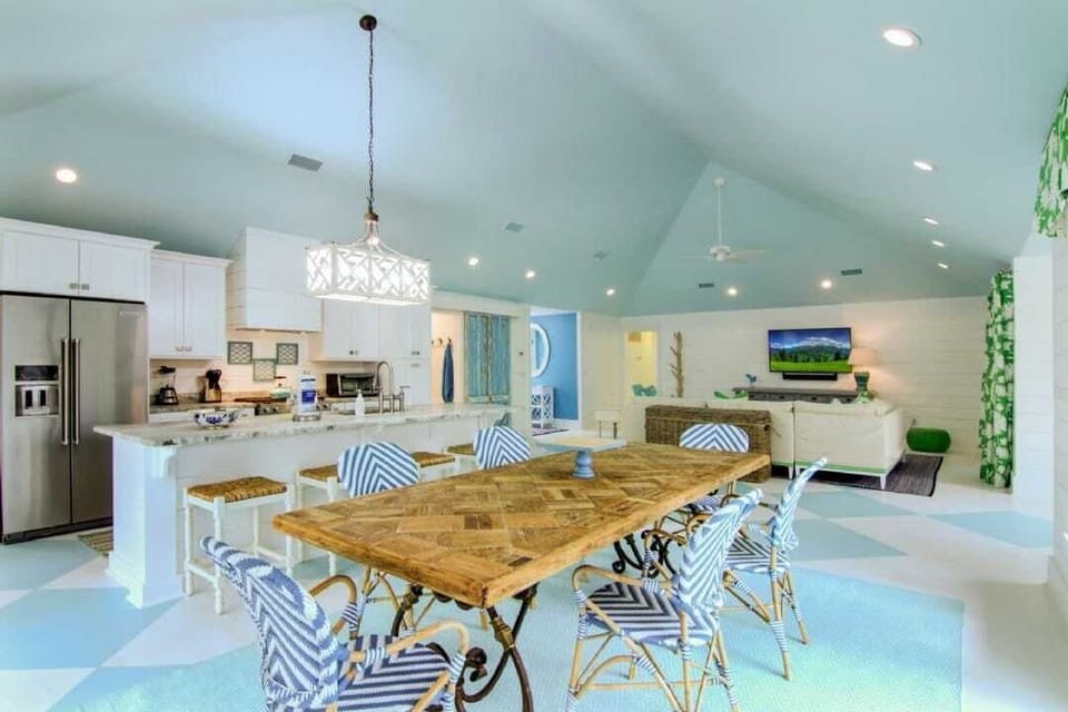 House (5 Bedrooms) | Interior