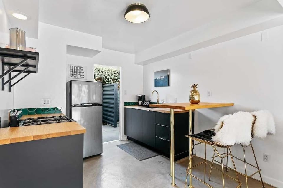 Studio (Multiple Bedrooms) | Interior