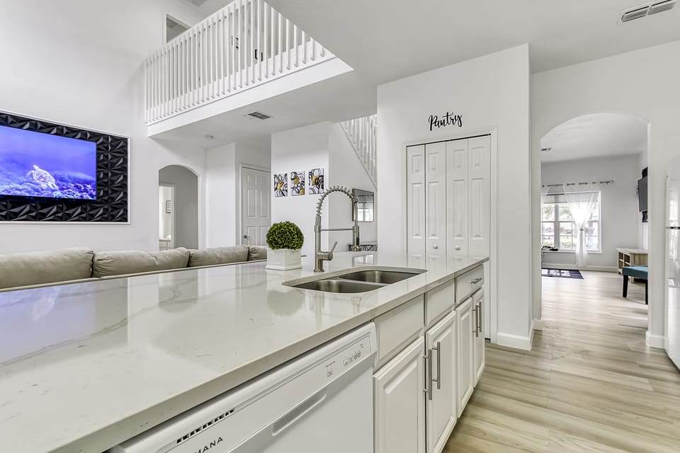 Upstairs loft view