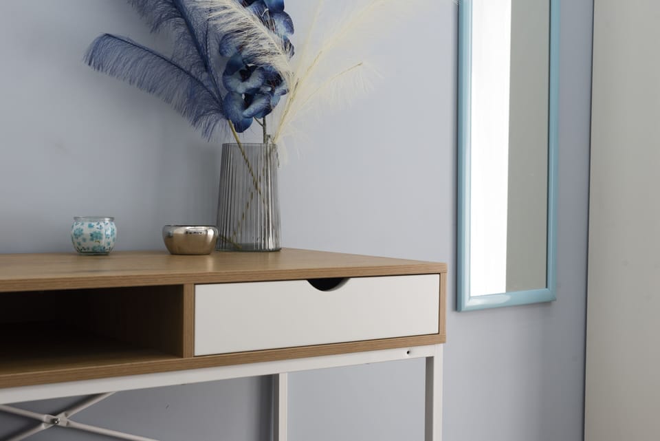 Design Room, 1 Bedroom, City View | Desk, laptop workspace, WiFi (free), individually decorated