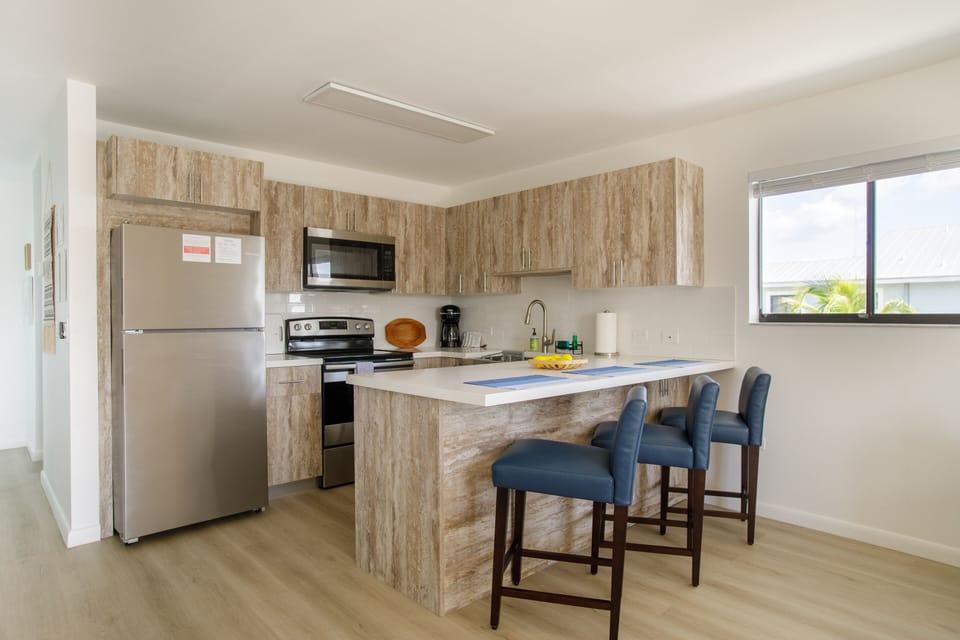 Cook a wonderful dinner in this fully stocked kitchen!