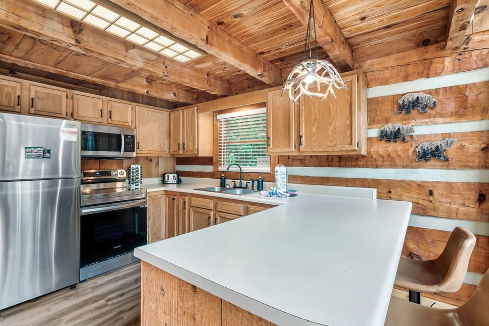 New stainless steel appliances for your enjoyment.