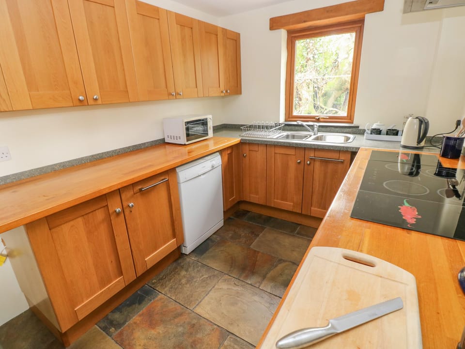 Fridge, dishwasher, electric kettle, toaster