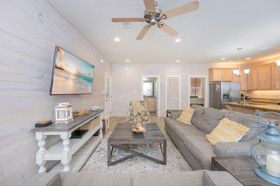 House, 3 Bedrooms | Living area