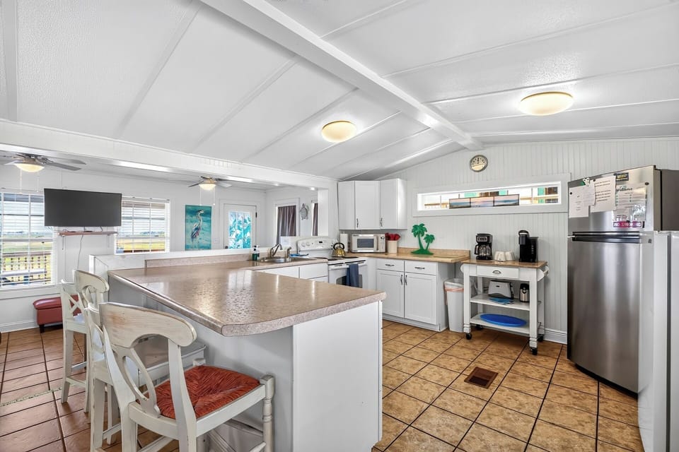 Kitchen with bar seating