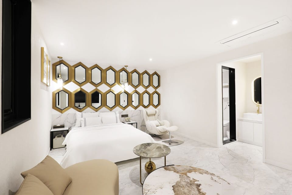 Luxury Room | Premium bedding, memory foam beds, laptop workspace, soundproofing