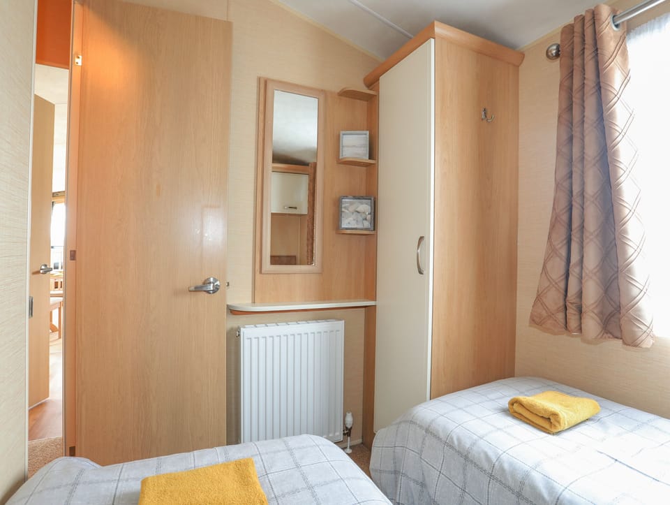 2 bedrooms, individually decorated, individually furnished, free WiFi