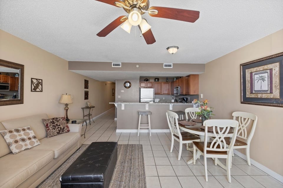 Condo, 1 Bedroom | Living area | Smart TV, streaming services