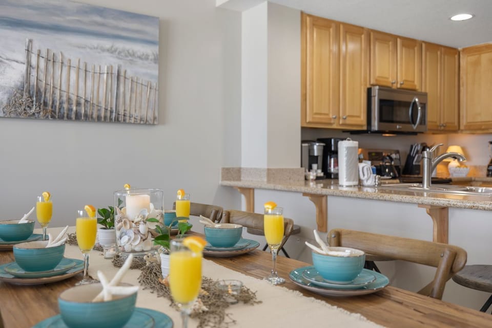 Dining Table for seating up to 6 people.