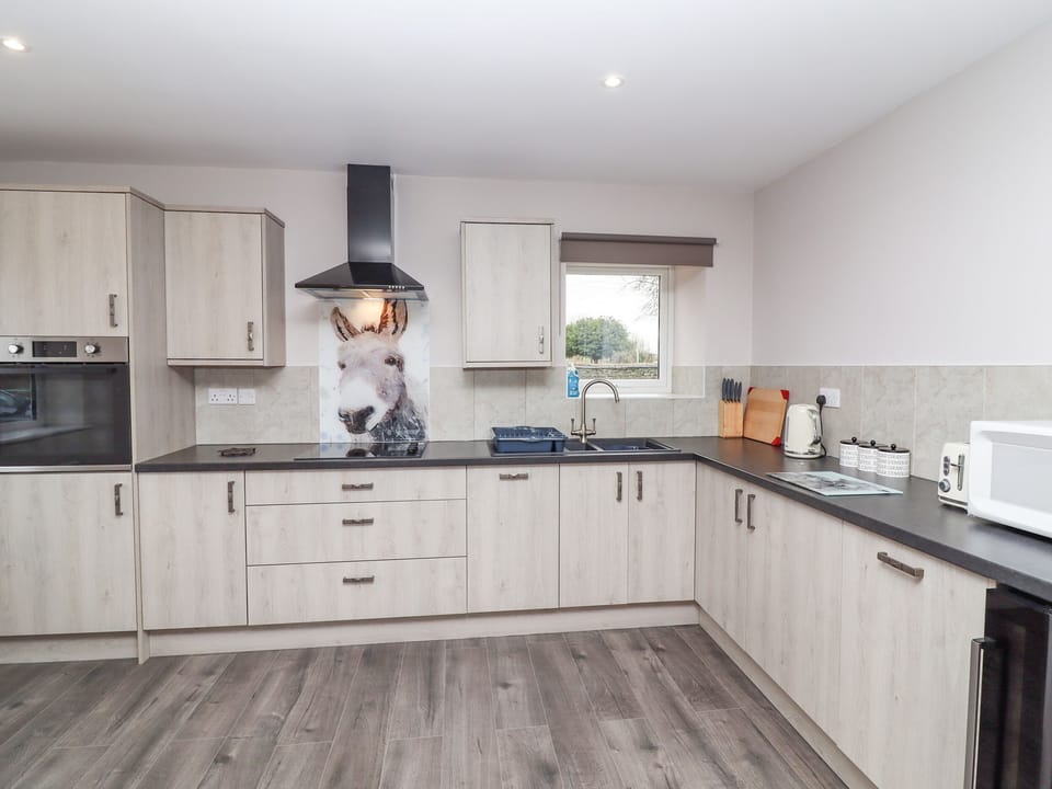 Fridge, dishwasher, electric kettle, toaster