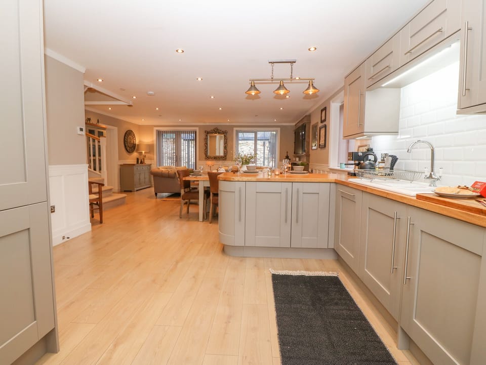 Fridge, dishwasher, electric kettle, toaster