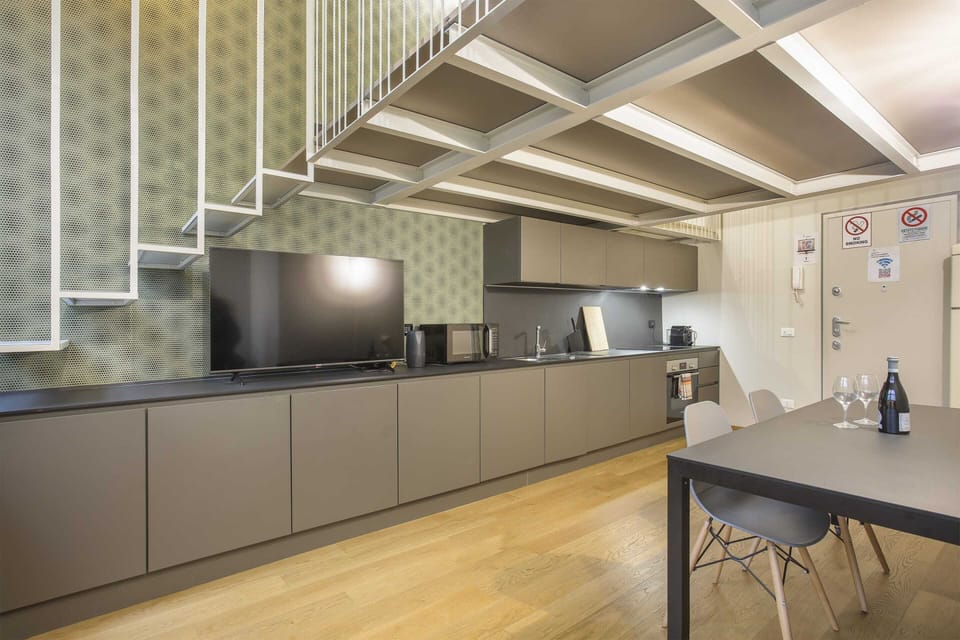 Basic Loft, 1 Double Bed | Private kitchen | Fridge, oven, stovetop, dishwasher