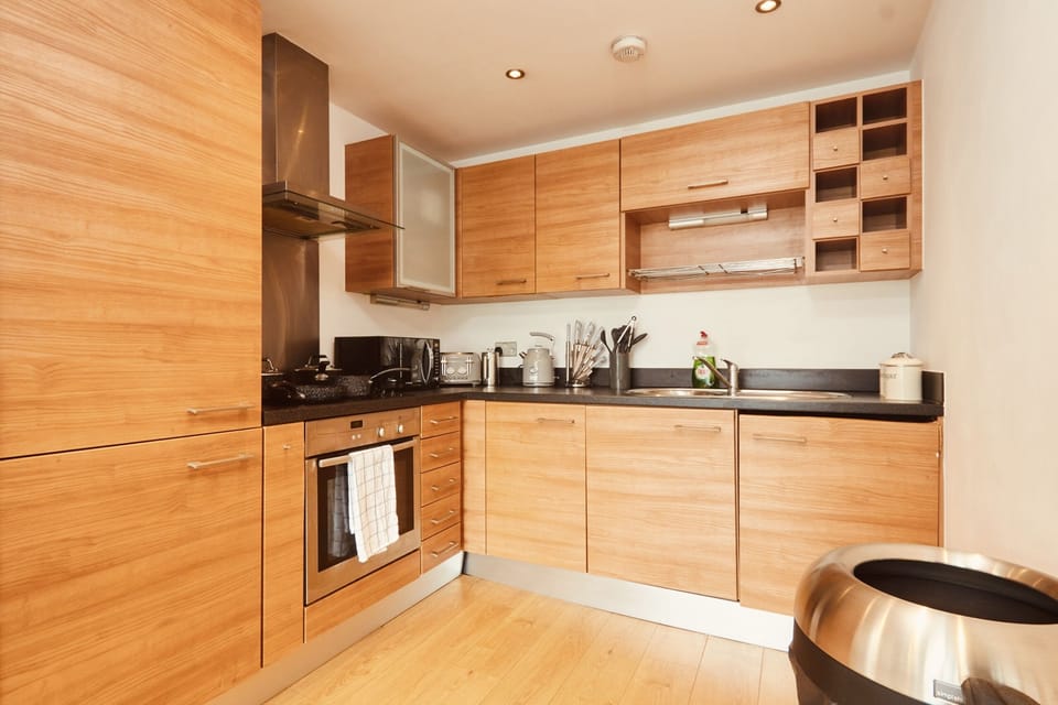 Deluxe Apartment, Private Bathroom (125) | Shared kitchen