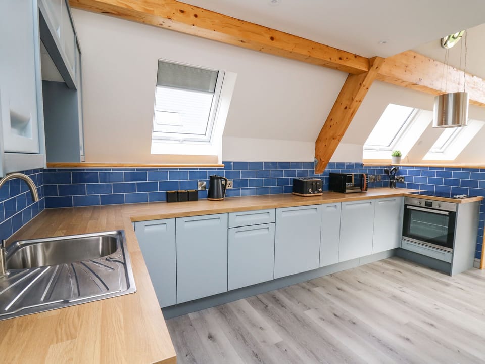 Fridge, dishwasher, electric kettle, toaster