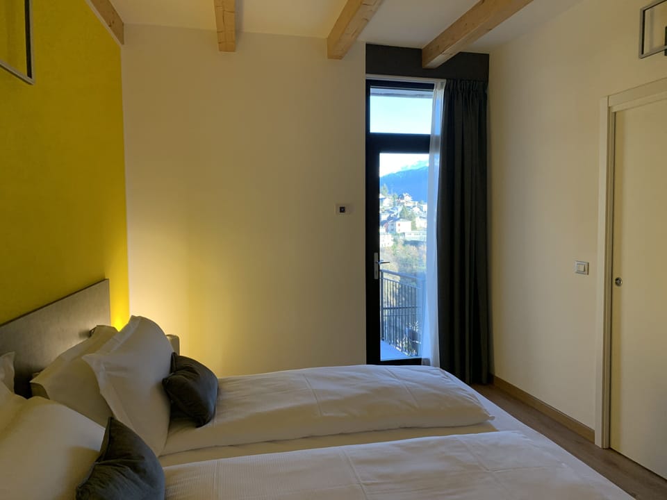 External double room | Egyptian cotton sheets, premium bedding, down comforters, pillowtop beds