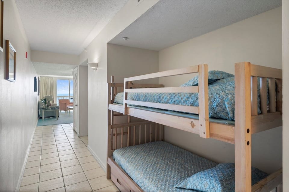 Condo, 1 Bedroom | 1 bedroom, iron/ironing board, WiFi (free)