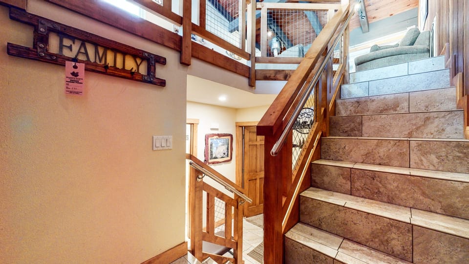 Condo, 2 Bedrooms | Interior