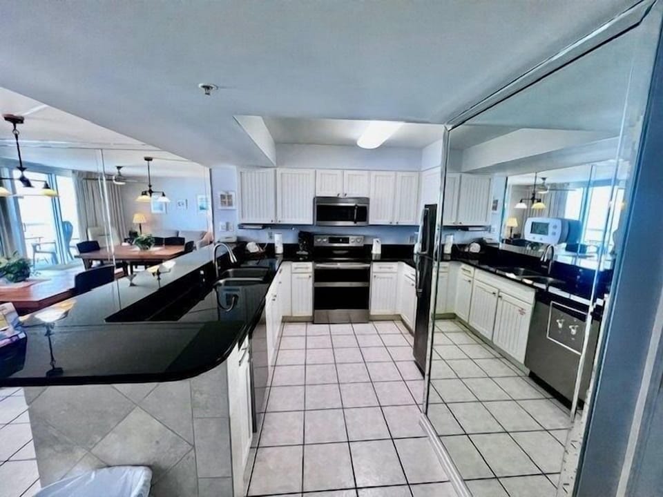 Condo, 1 Bedroom | Private kitchen | Coffee/tea maker, fridge, oven, toaster