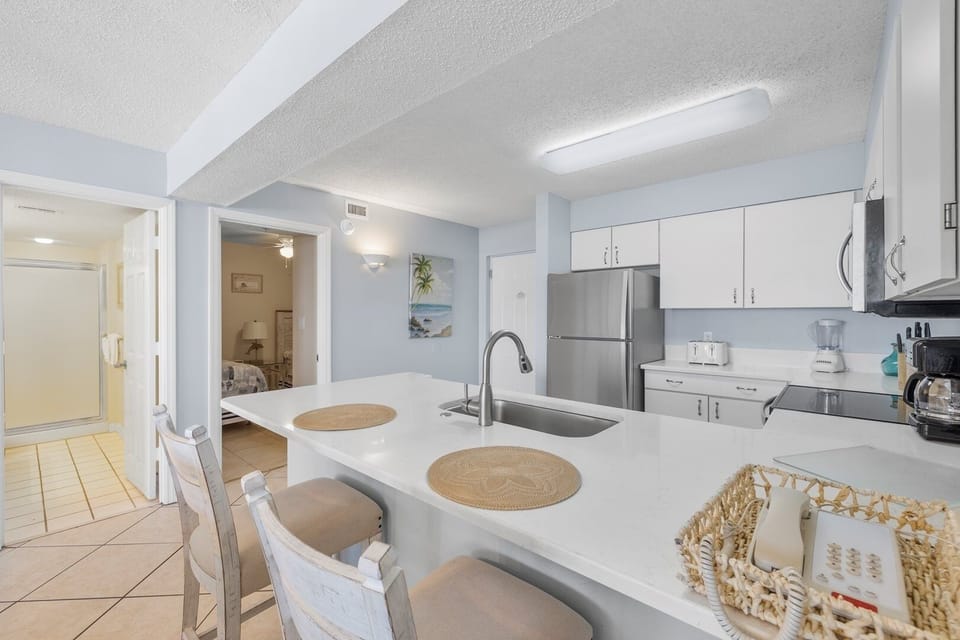 Condo, 2 Bedrooms | Private kitchen | Coffee/tea maker, fridge, oven, toaster
