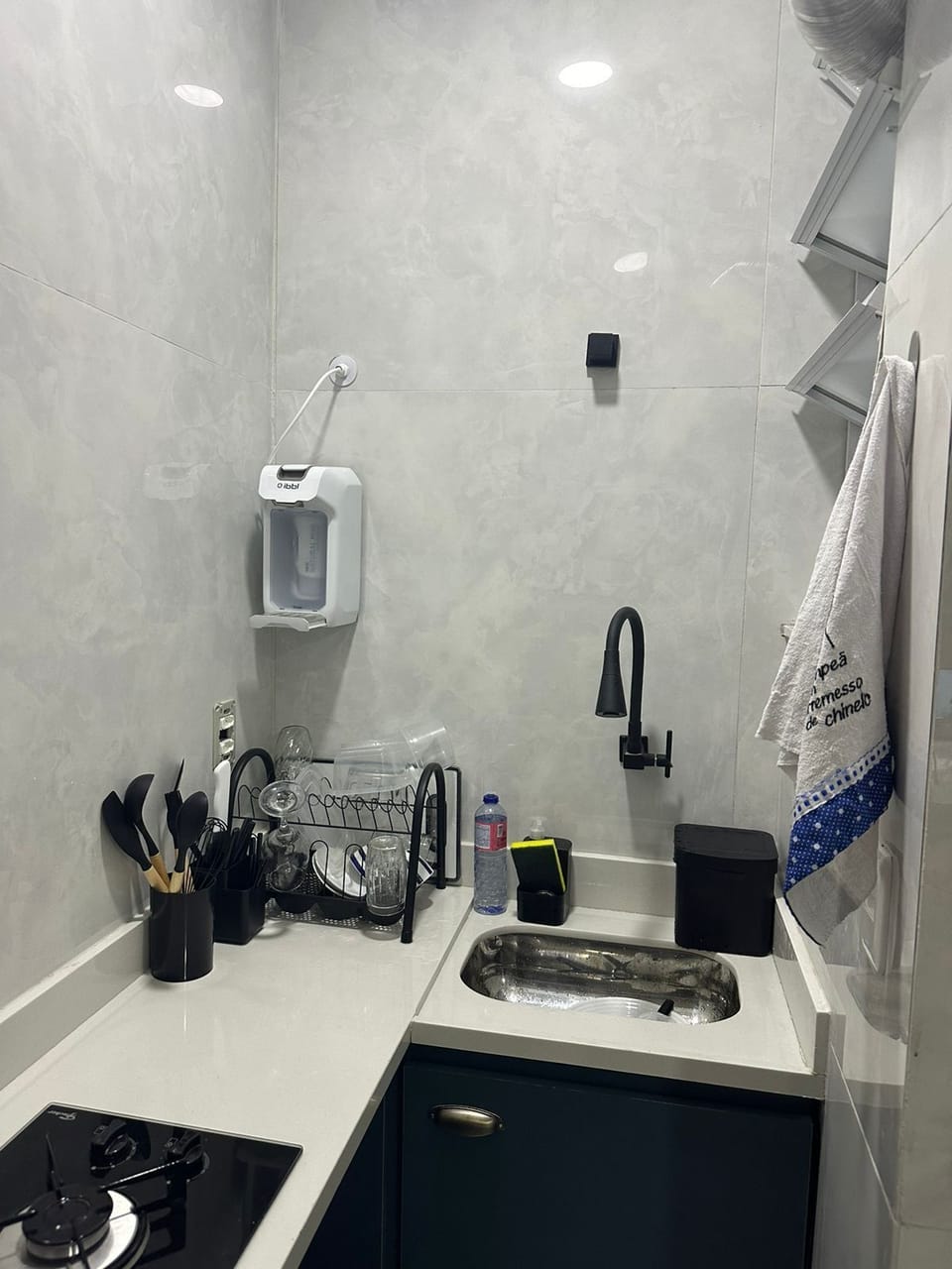 Apartment | Private kitchen | Fridge, microwave, blender, cookware/dishes/utensils
