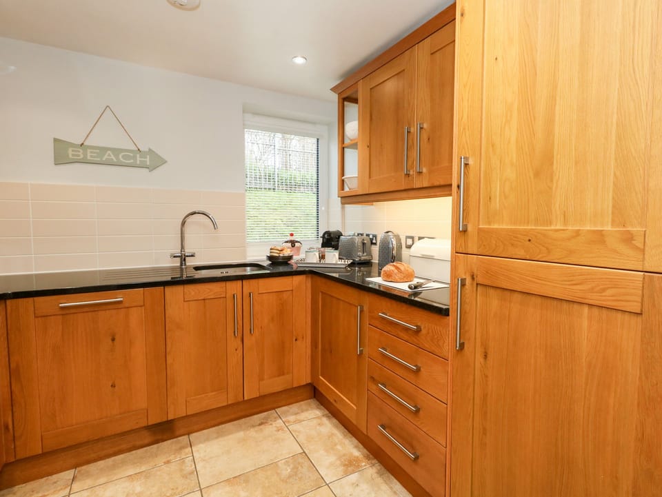 Fridge, dishwasher, electric kettle, toaster