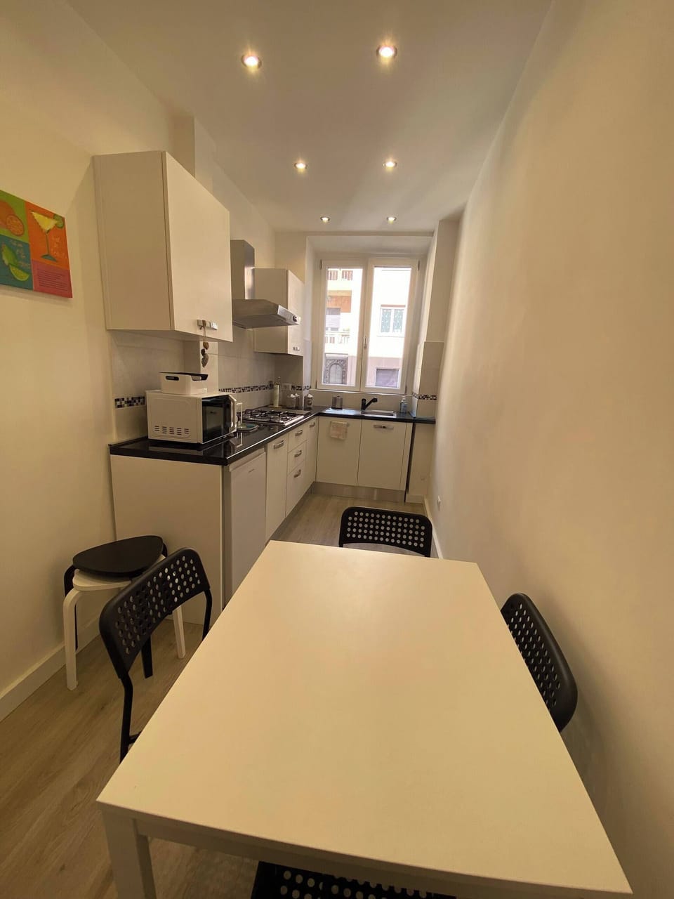 Apartment, 2 Bedrooms, City View | Dining