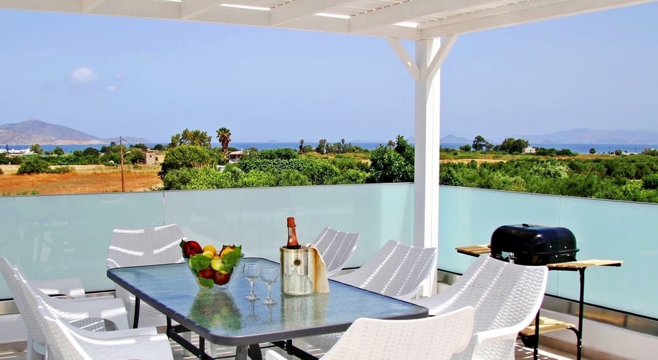 Villa, 4 Bedrooms, Private Pool, Garden View | Outdoor dining