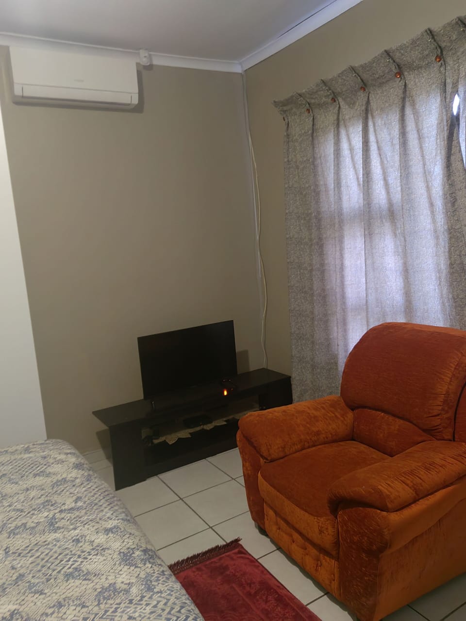Deluxe Double Room | Living area