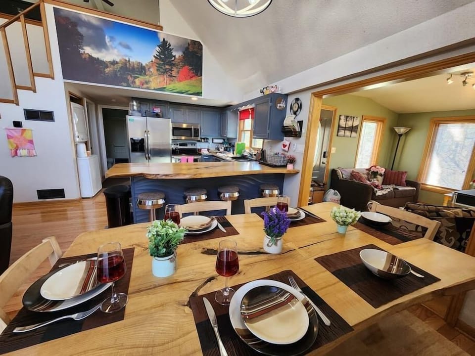 Gather the Family and Friends at the dinner table to reflect on the days fun or the breakfast table to plan what happens next on your adventure !